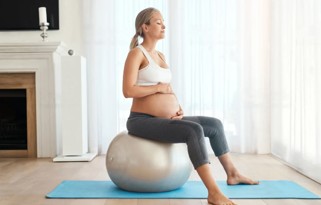 Pelotas de yoga y pilates para embarazadas